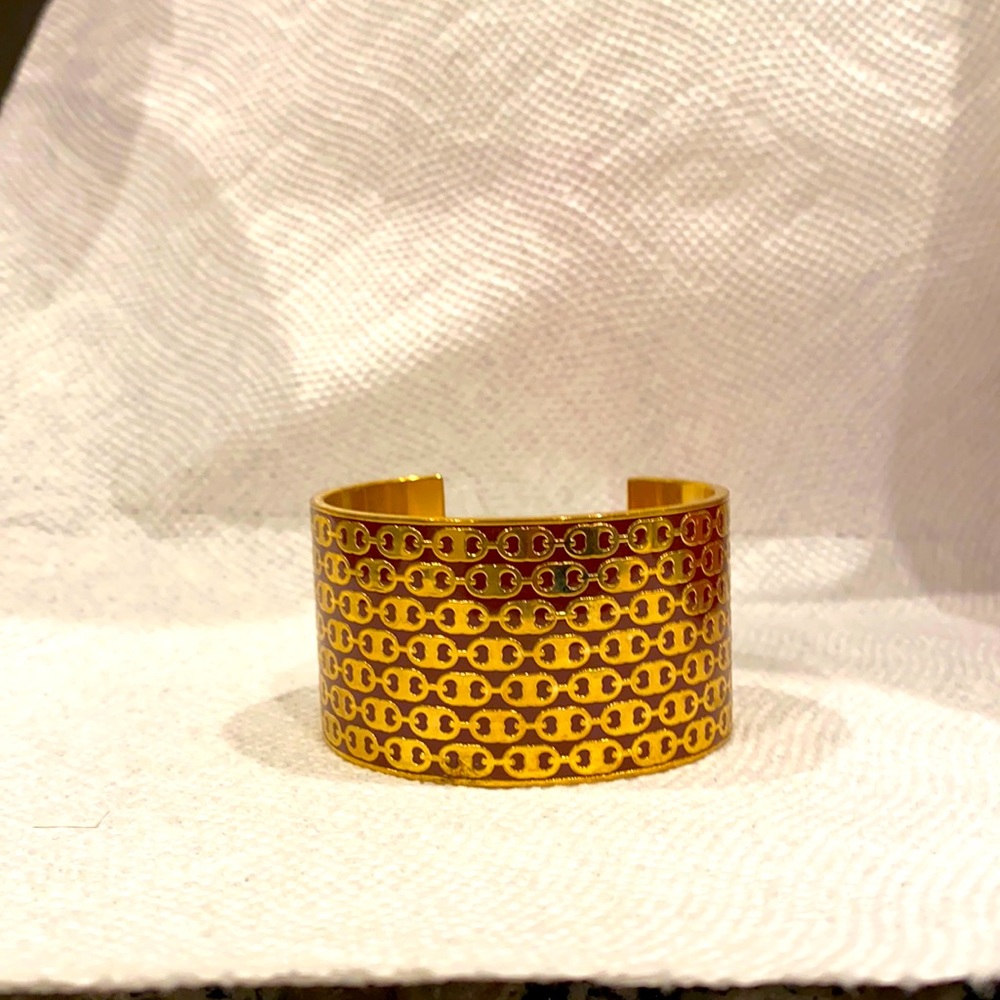 Tory Burch one size fits all cuff.